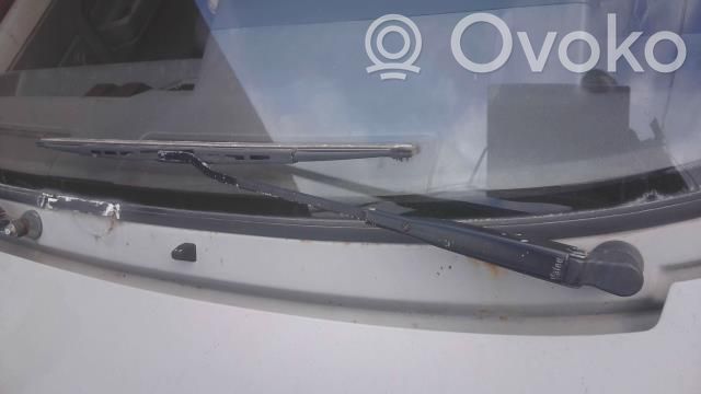 Renault Express Front wiper blade arm 