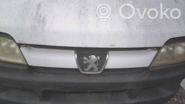 Peugeot Boxer Etusäleikkö 