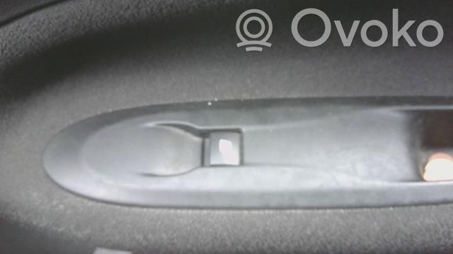 Electric window control switch   00006490FE