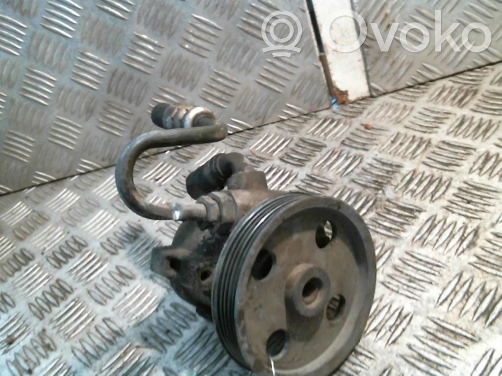 Citroen Saxo Ohjaustehostimen pumppu 