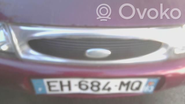 Ford Fiesta Etusäleikkö 