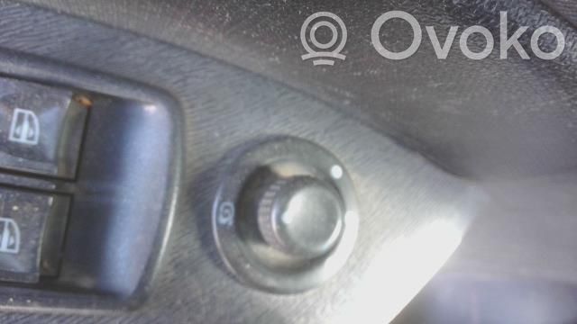 Renault Kangoo II Wing mirror switch 