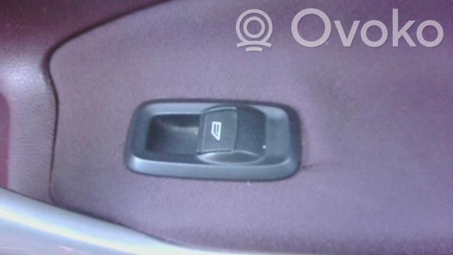 Ford Fiesta Elektrisko logu slēdzis 