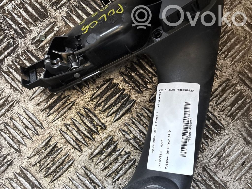 Volkswagen Polo V 6R Klamka wewnętrzna drzwi tylnych 