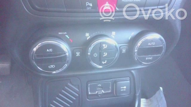 Jeep Renegade Climate control unit 