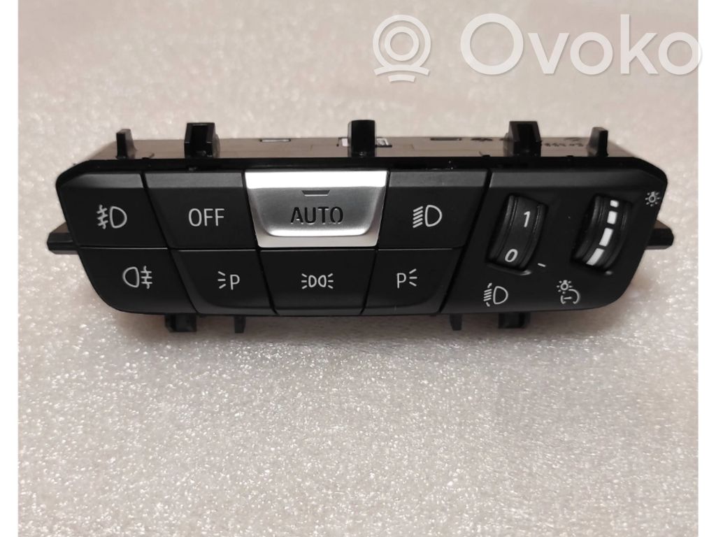 BMW 2 F44 Light switch 