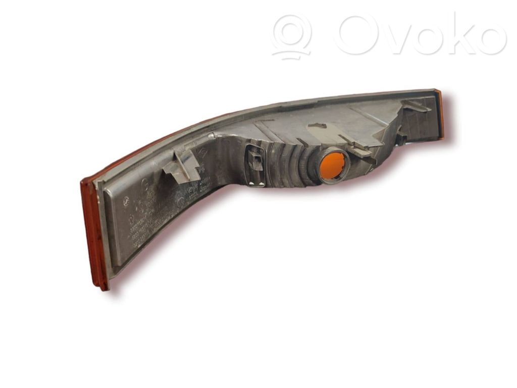 Renault Master II Front indicator light 