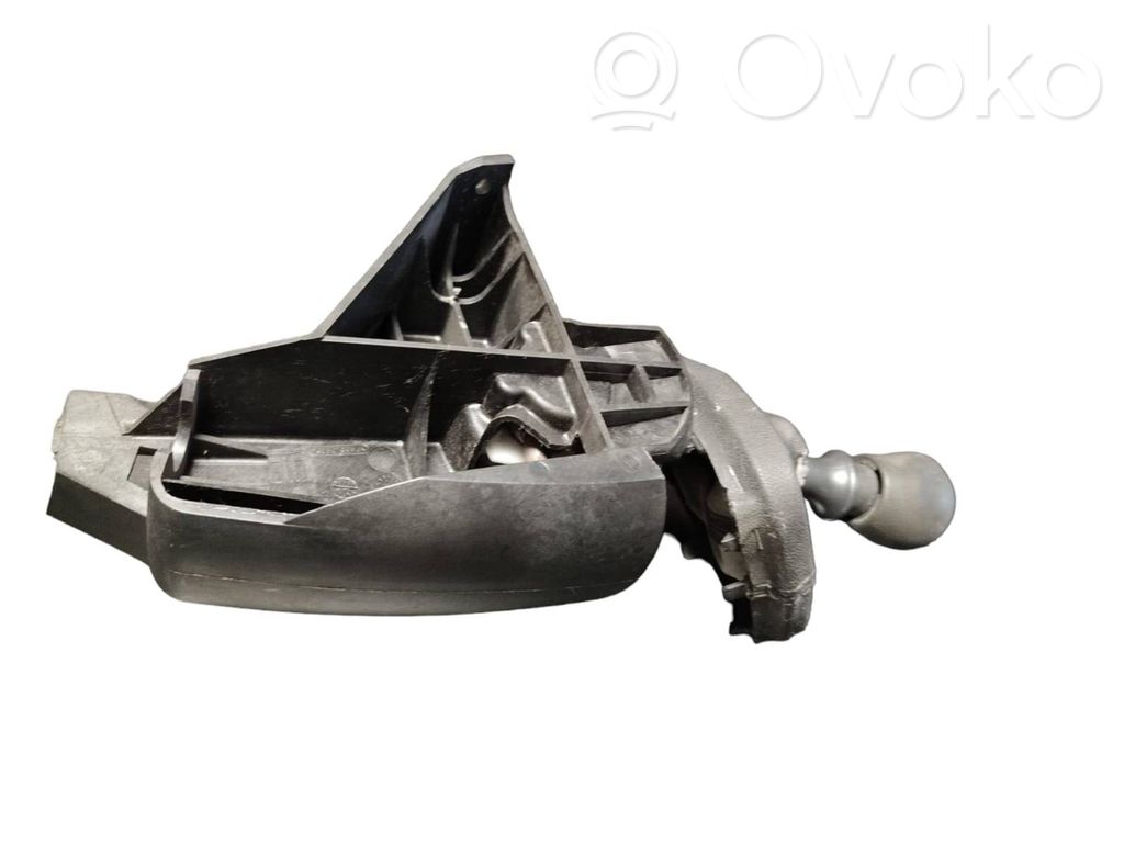 Gear shifter/selector   8200744935