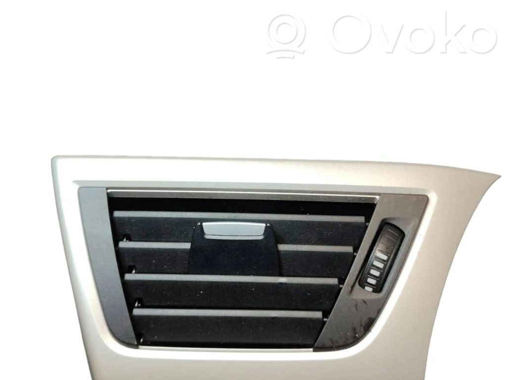 BMW 3 F30 F35 F31 Grilă ventilație centrală 