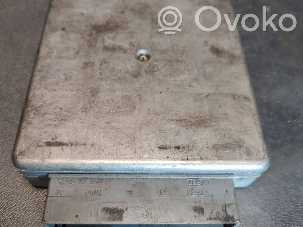 Ford Transit Variklio valdymo blokas 