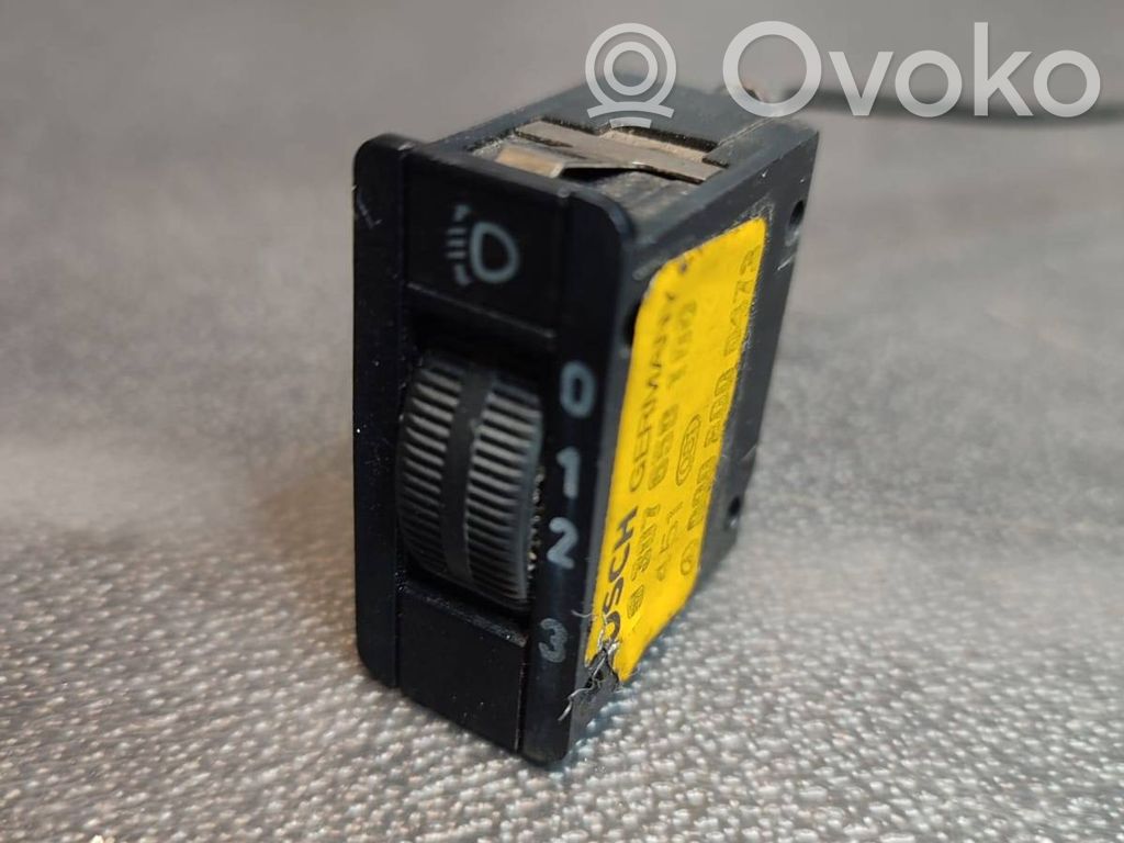 Mercedes-Benz 190 W201 Interruptor de control de altura del faro delantero 