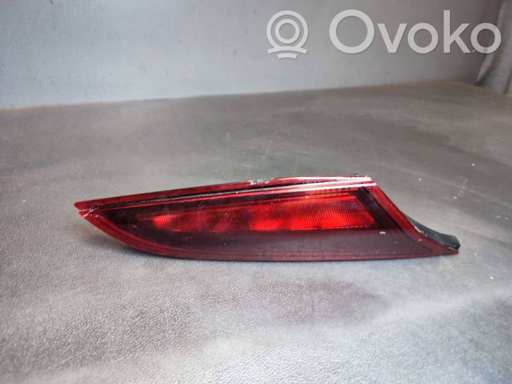 Opel Insignia A Lampy tylnej klapy bagażnika 
