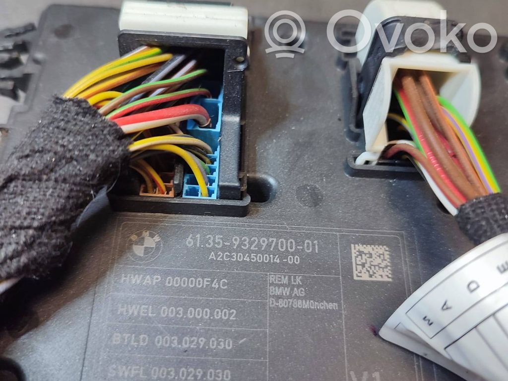 BMW 3 F30 F35 F31 Skrzynka bezpieczników / Komplet 