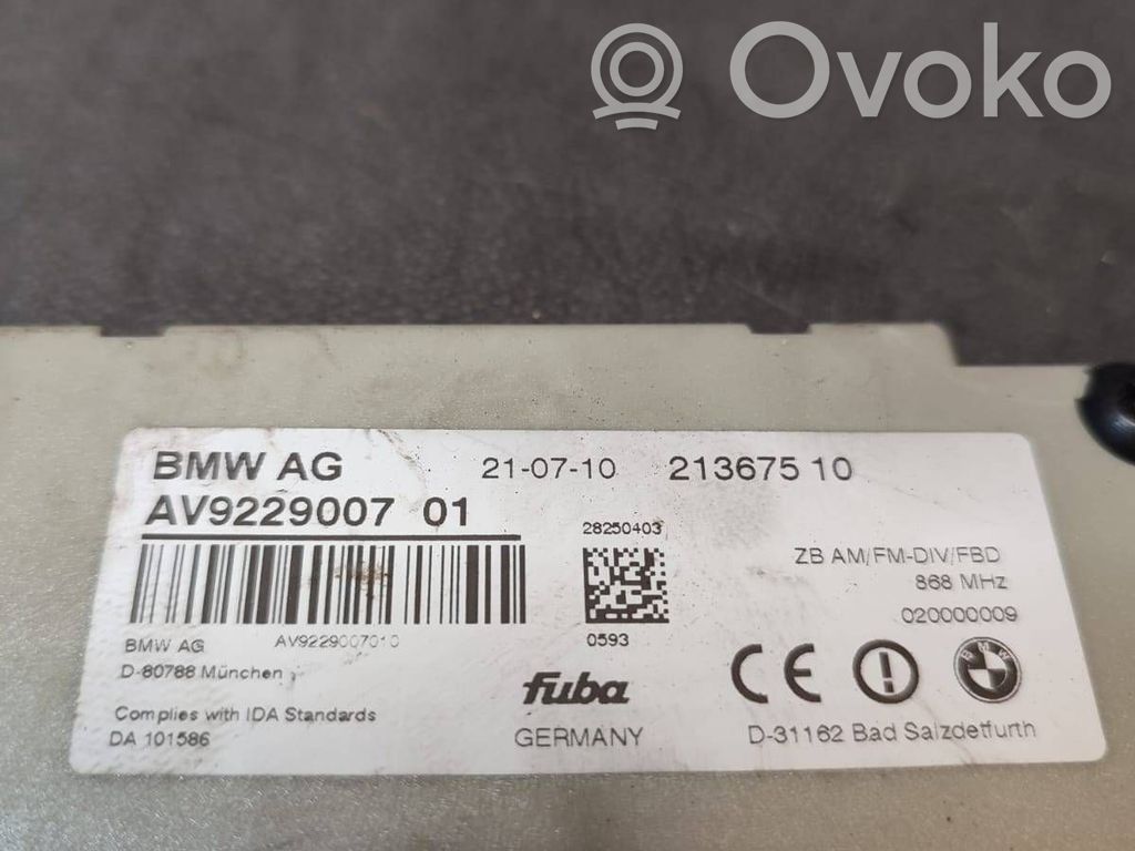 BMW 5 F10 F11 Aerial antenna amplifier 