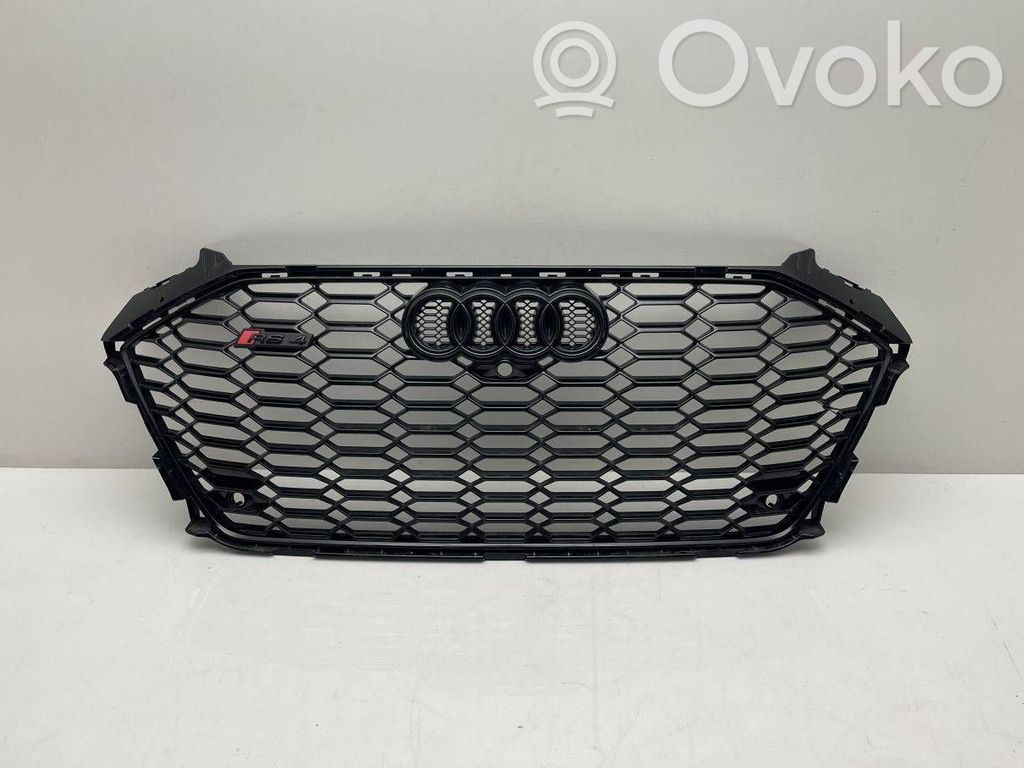 Audi RS4 Etusäleikkö 