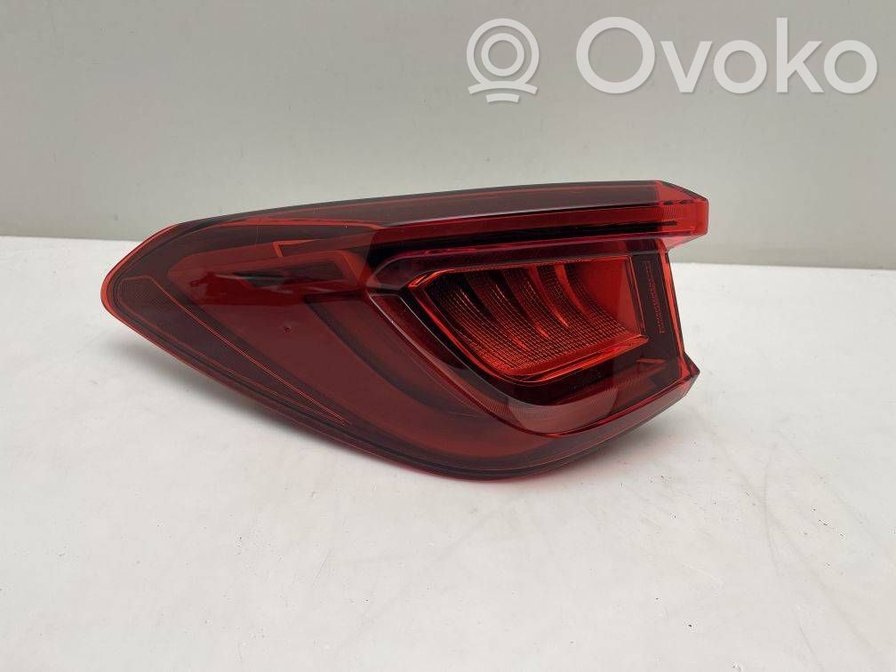Rear/tail lights   5FA945207C