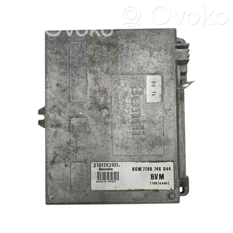 Renault 19 Engine control unit/module 