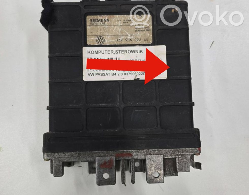 Volkswagen PASSAT B4 Engine control unit/module 