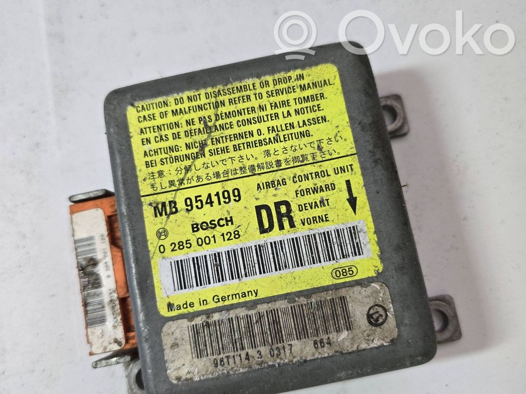 Mitsubishi Carisma Airbag control unit/module 