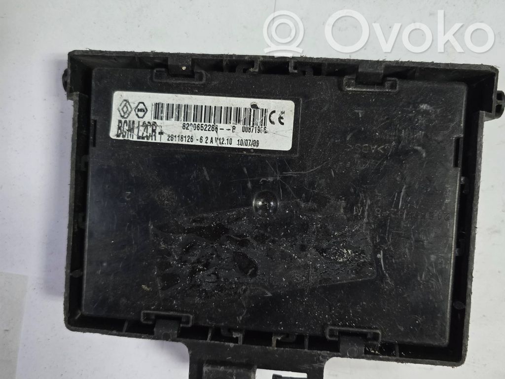 Renault Clio III Komforta modulis 