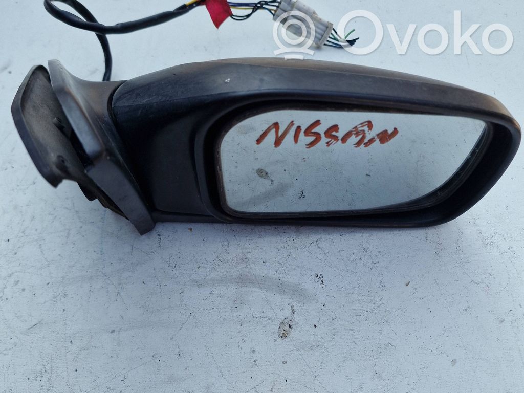 Nissan Sunny Front door electric wing mirror 