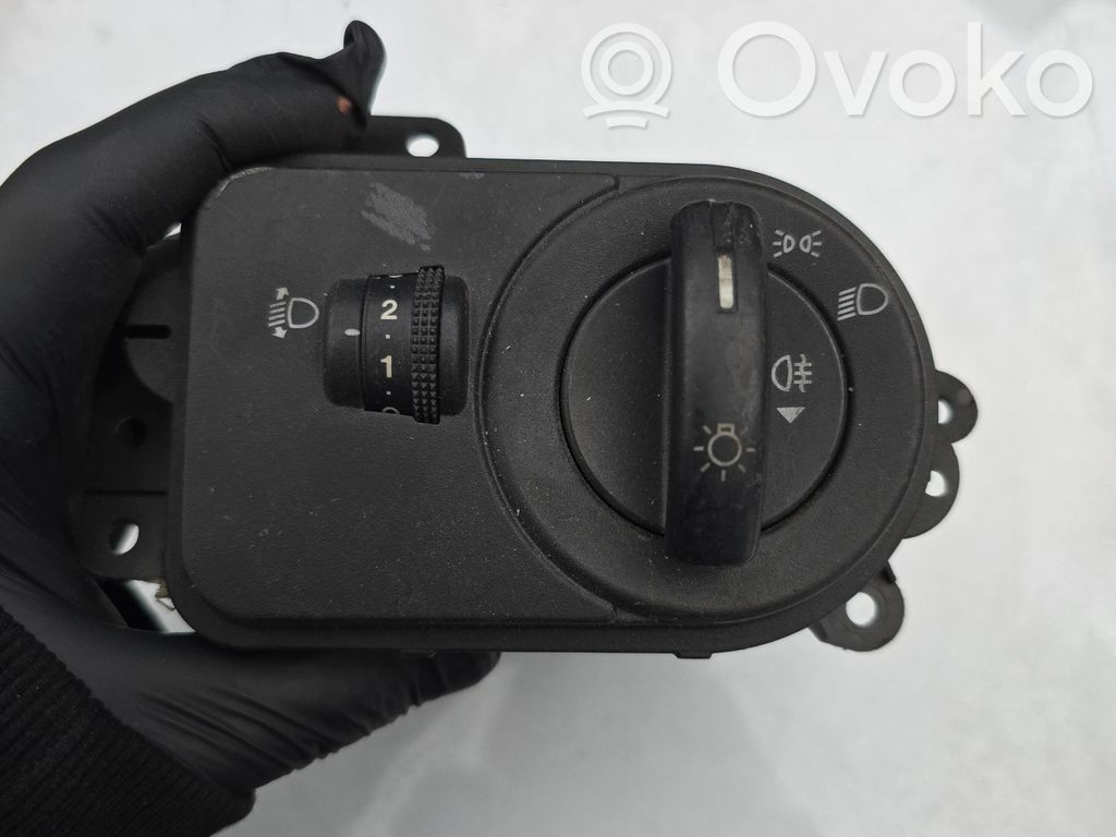 Ford Fiesta Light switch 
