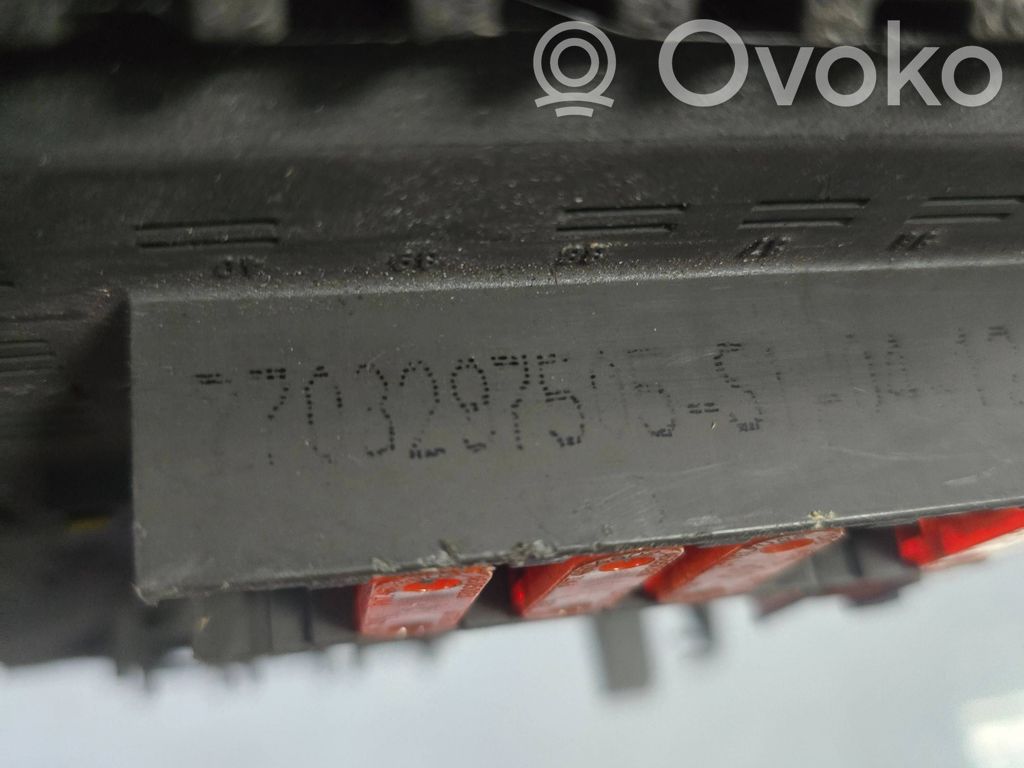 Renault Laguna I Fuse box set 