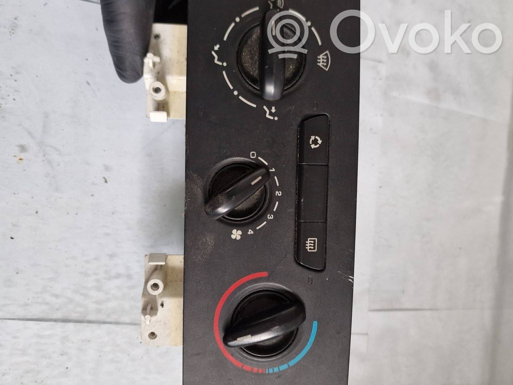 Citroen C4 I Climate control unit 
