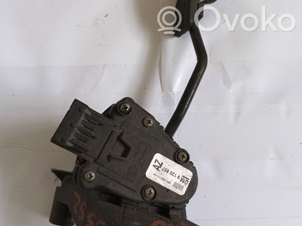 Opel Corsa C Accelerator throttle pedal 