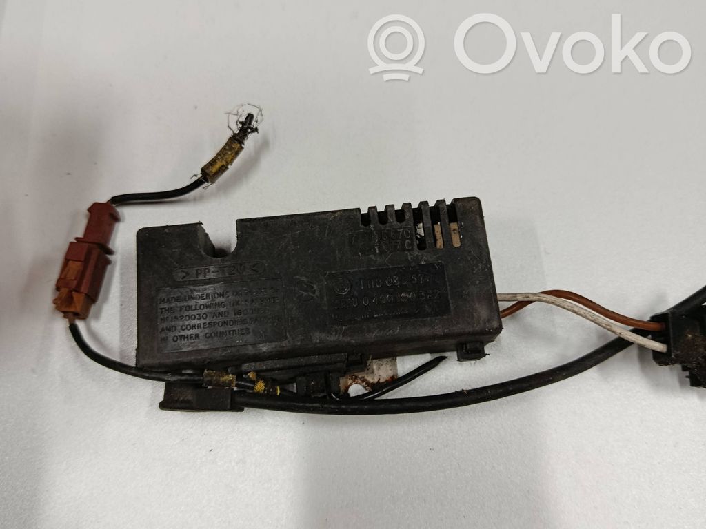 Volkswagen Golf III Antenos stiprintuvas 