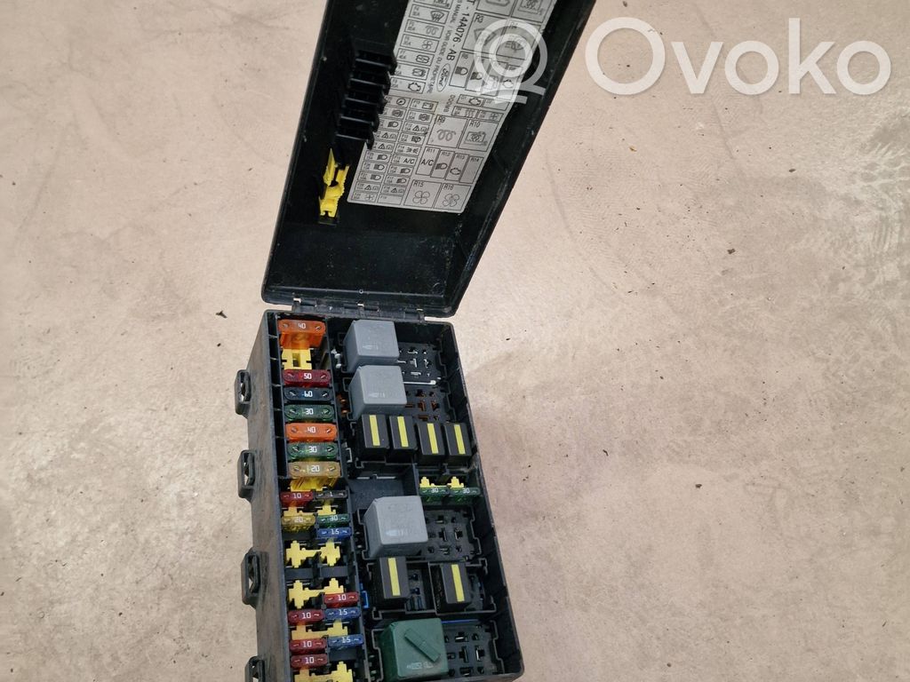 Saugiklių blokas   2M5T14A067BB,518276100