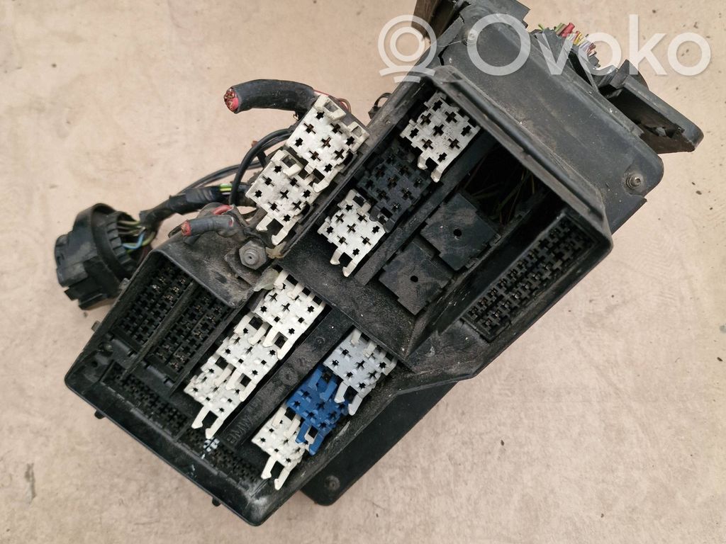 BMW 3 E36 Fuse box set 