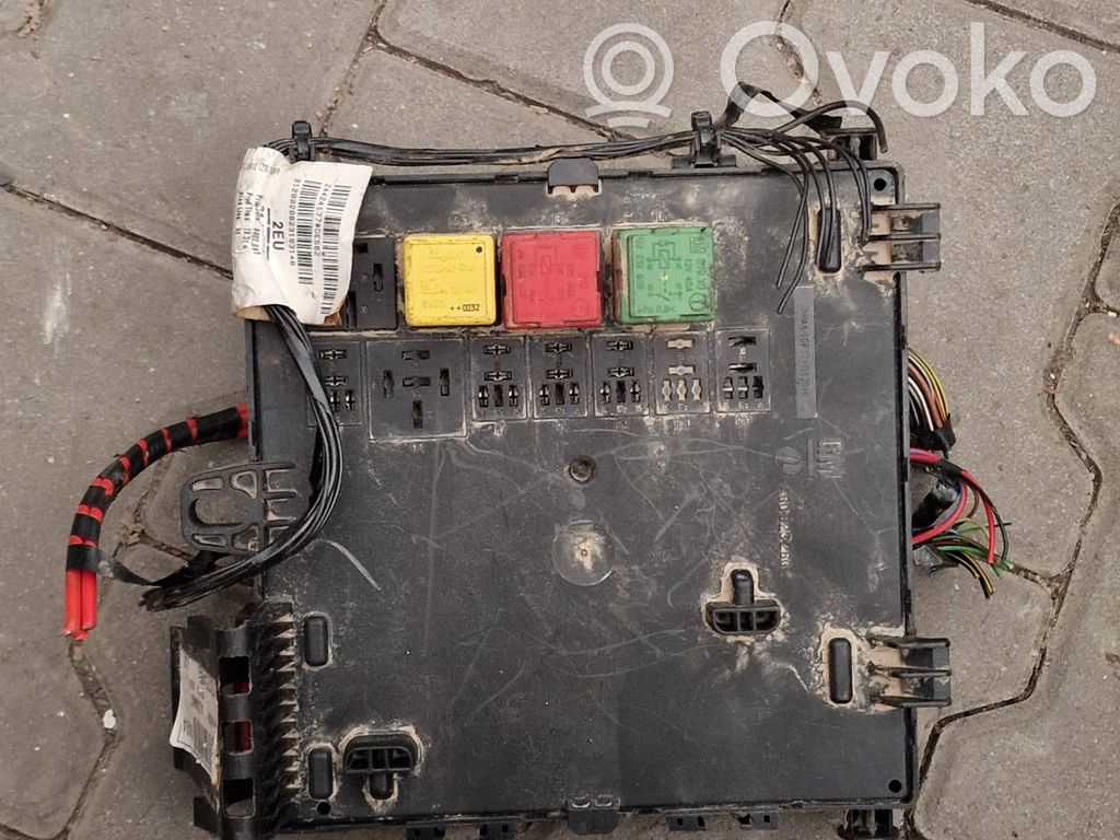 Opel Vectra C Módulo de fusible 
