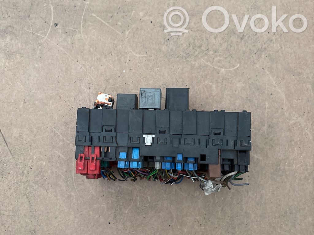 Volkswagen Sharan Saugiklių dėžė (komplektas) 