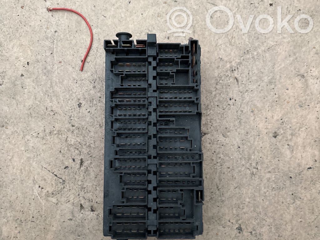 Volkswagen Sharan Saugiklių dėžė (komplektas) 