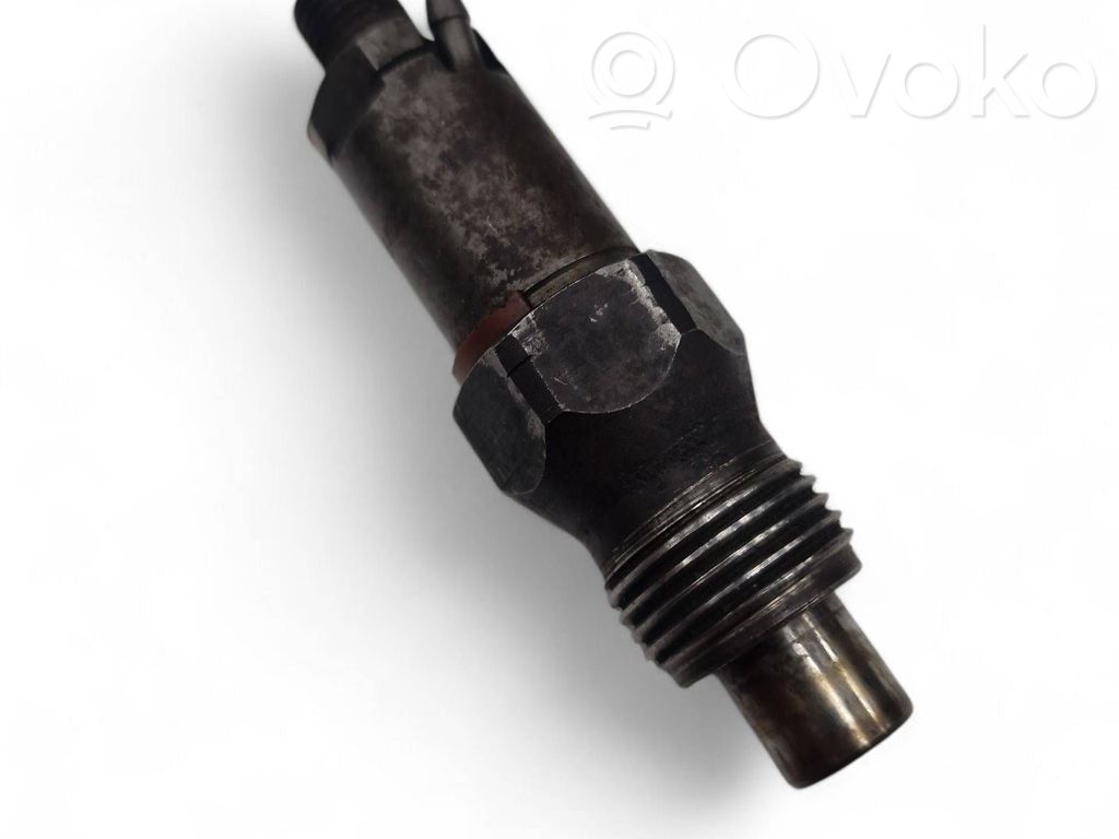 Renault Laguna I Fuel injector 