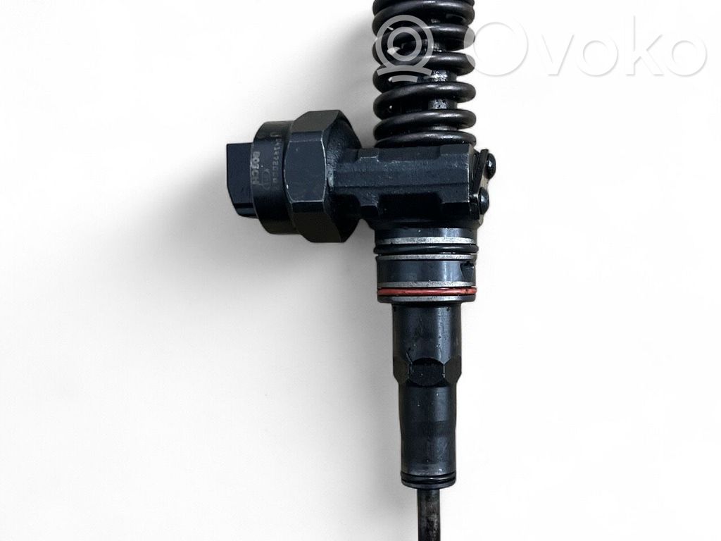 Inyector de combustible   0414720007