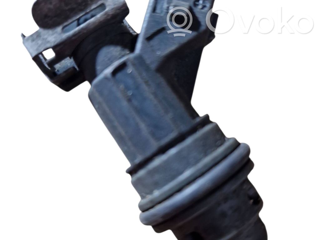 Opel Corsa C Inyector de combustible 