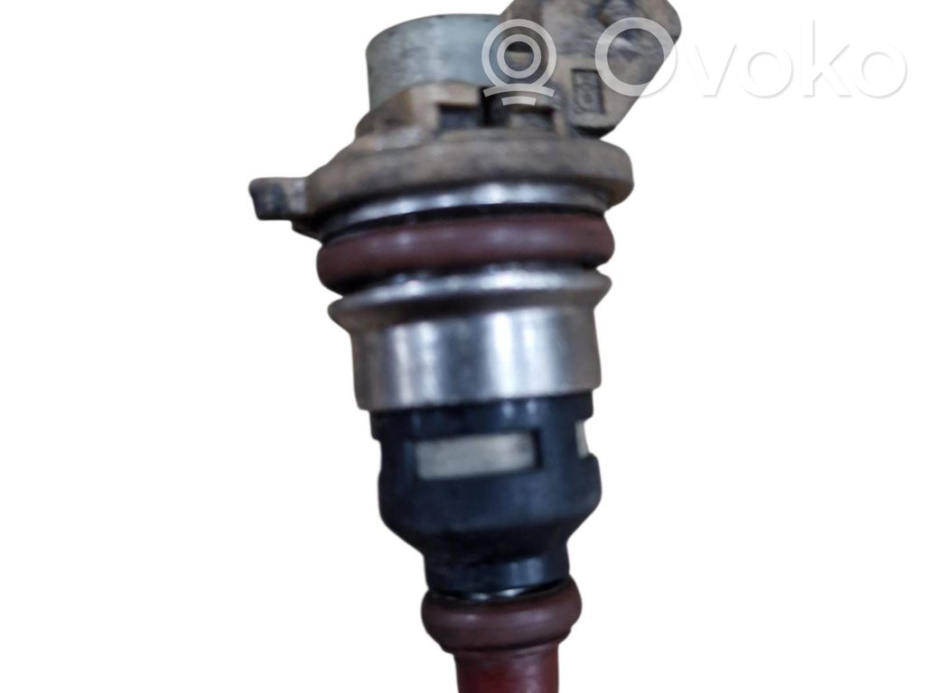 Ford Mondeo MK II Fuel injector 