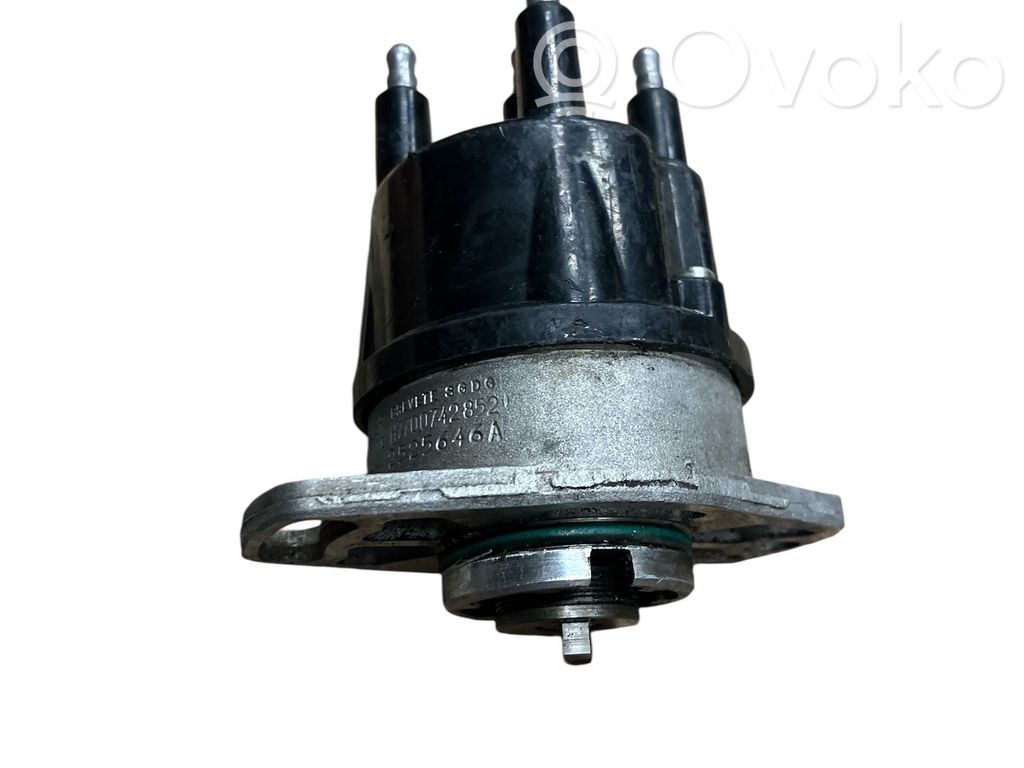 Renault Clio III Spark distributor 