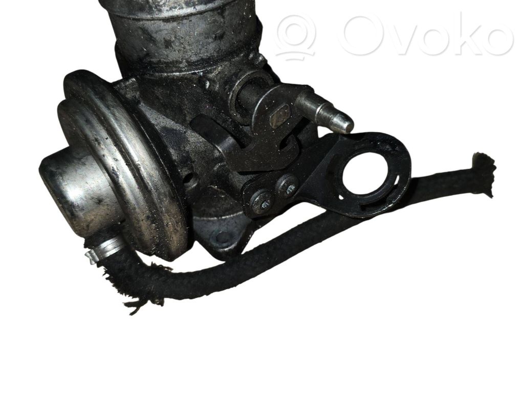 Audi A4 S4 B7 8E 8H Soupape vanne EGR 