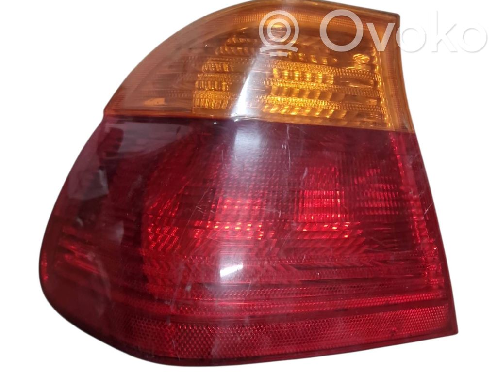 BMW 3 E46 Aizmugurējais lukturis virsbūvē 
