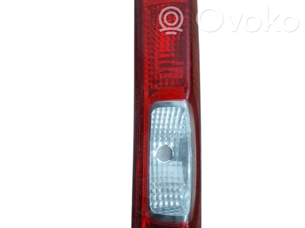 Opel Vivaro Rear/tail lights 