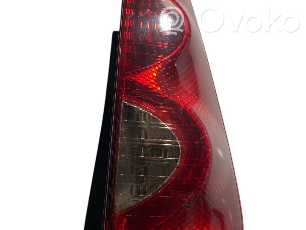 Nissan Note (E11) Rear/tail lights 