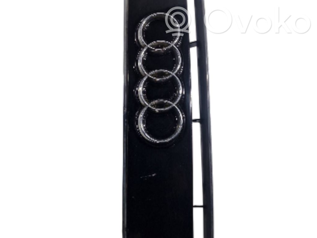 Audi A2 Front bumper upper radiator grill 