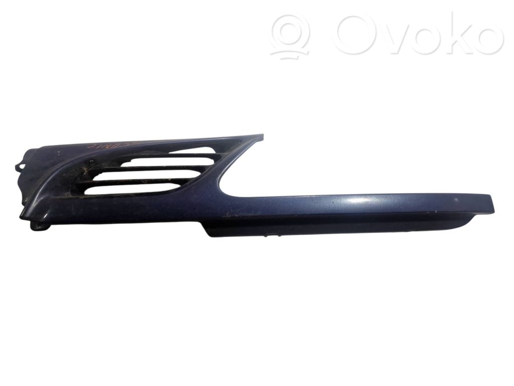 Renault Megane II Atrapa chłodnicy / Grill 