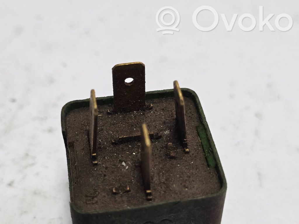 Opel Vectra B Other relay 