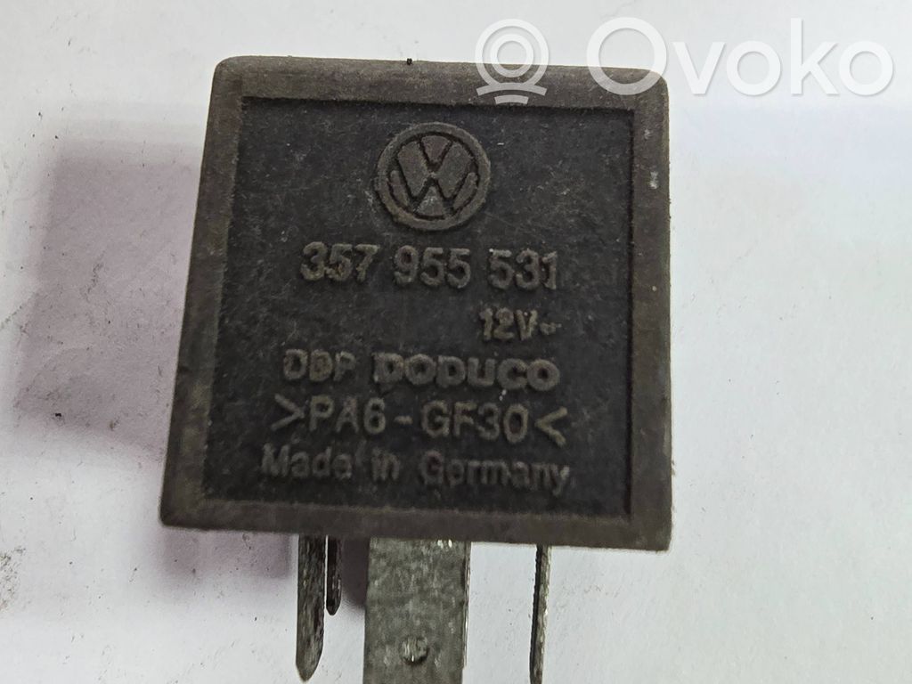 Volkswagen Polo III 6N 6N2 6NF Sonstige Relais 