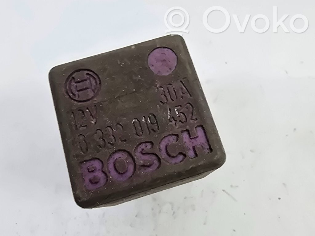 Opel Vectra B Muu rele 