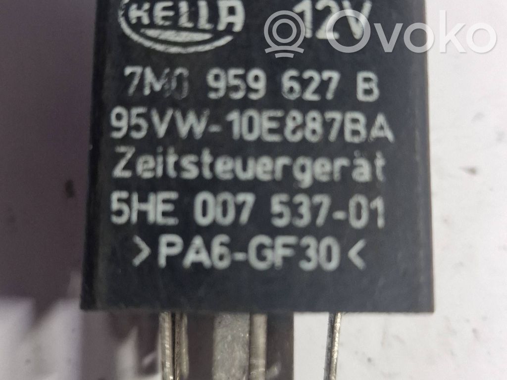 Audi A4 S4 B5 8D Other relay 